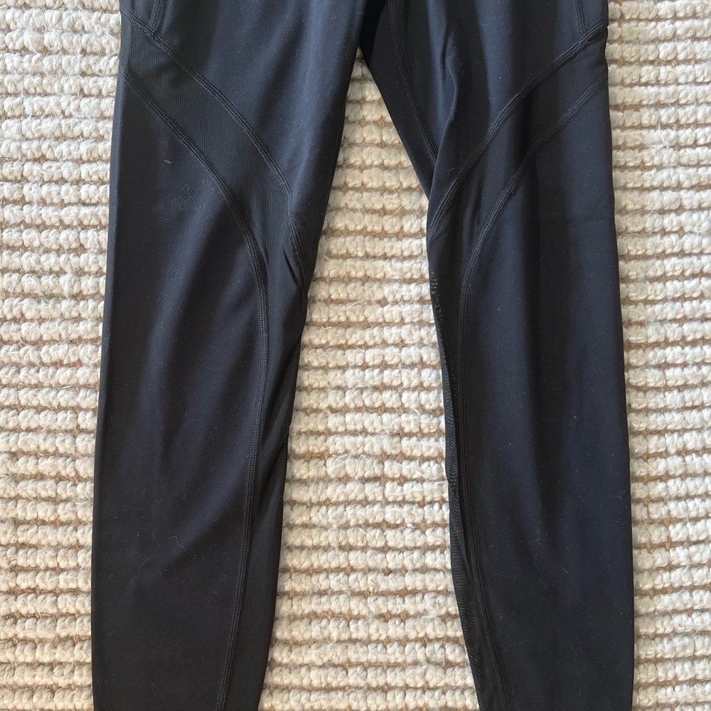 Athleta Salutation Stash Pocket II
Mesh 7/8 Tight,Black
SIZE XS - Picture 7 of 7